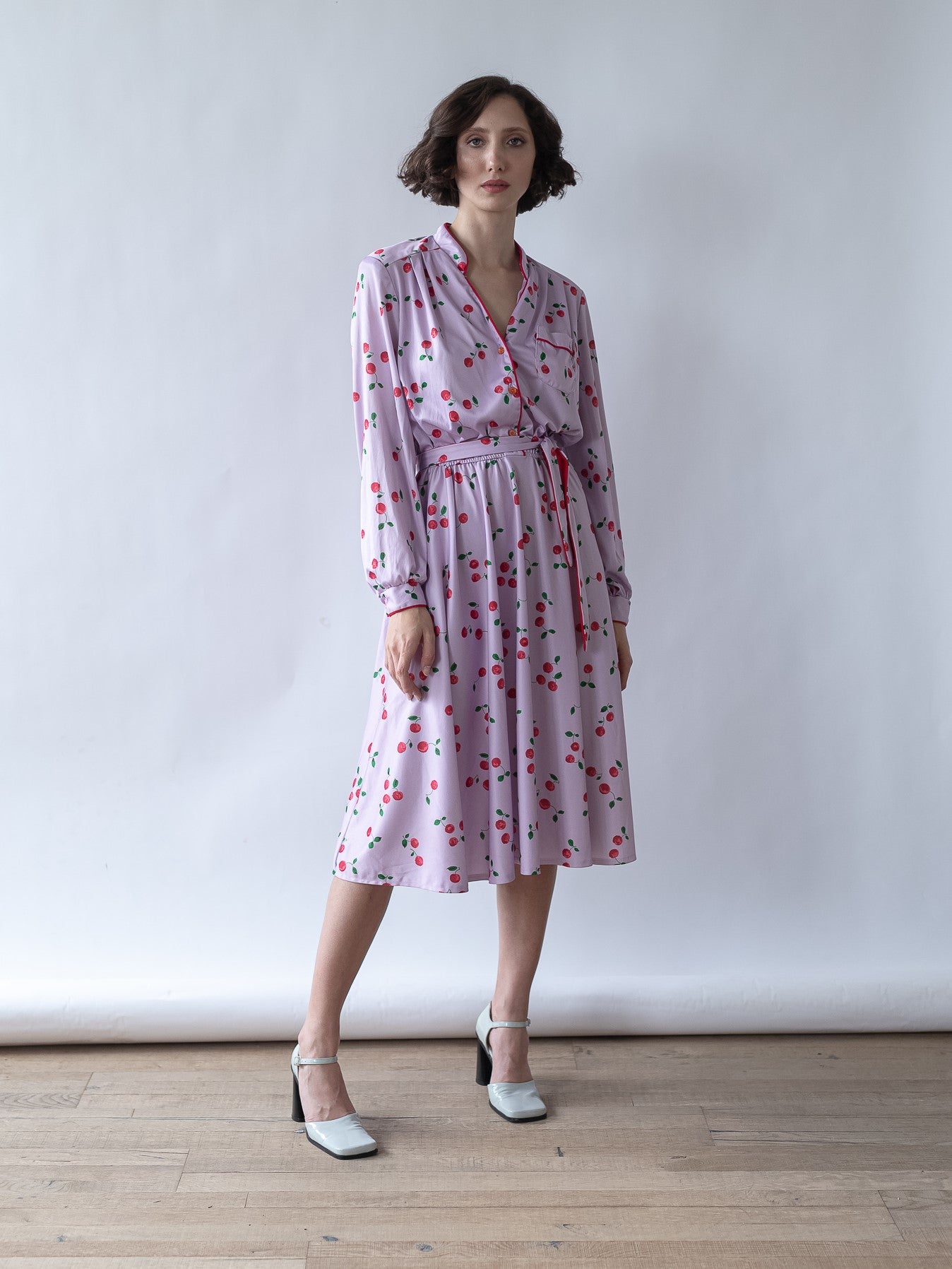 Vintage 70’s cherry blossom belted midi dress (M)