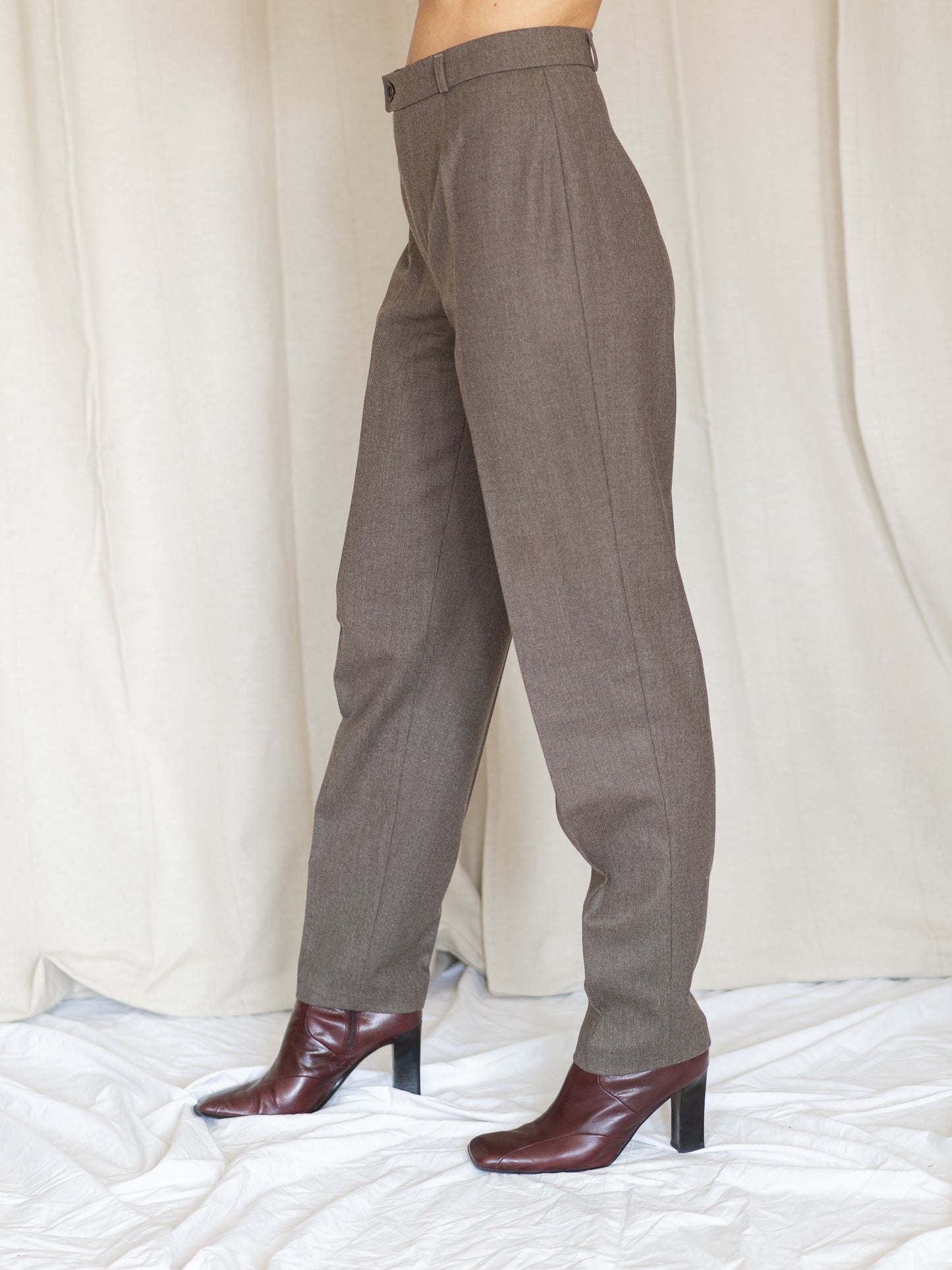 Vintage 90's High Waisted Wool Brownish Pants (M)