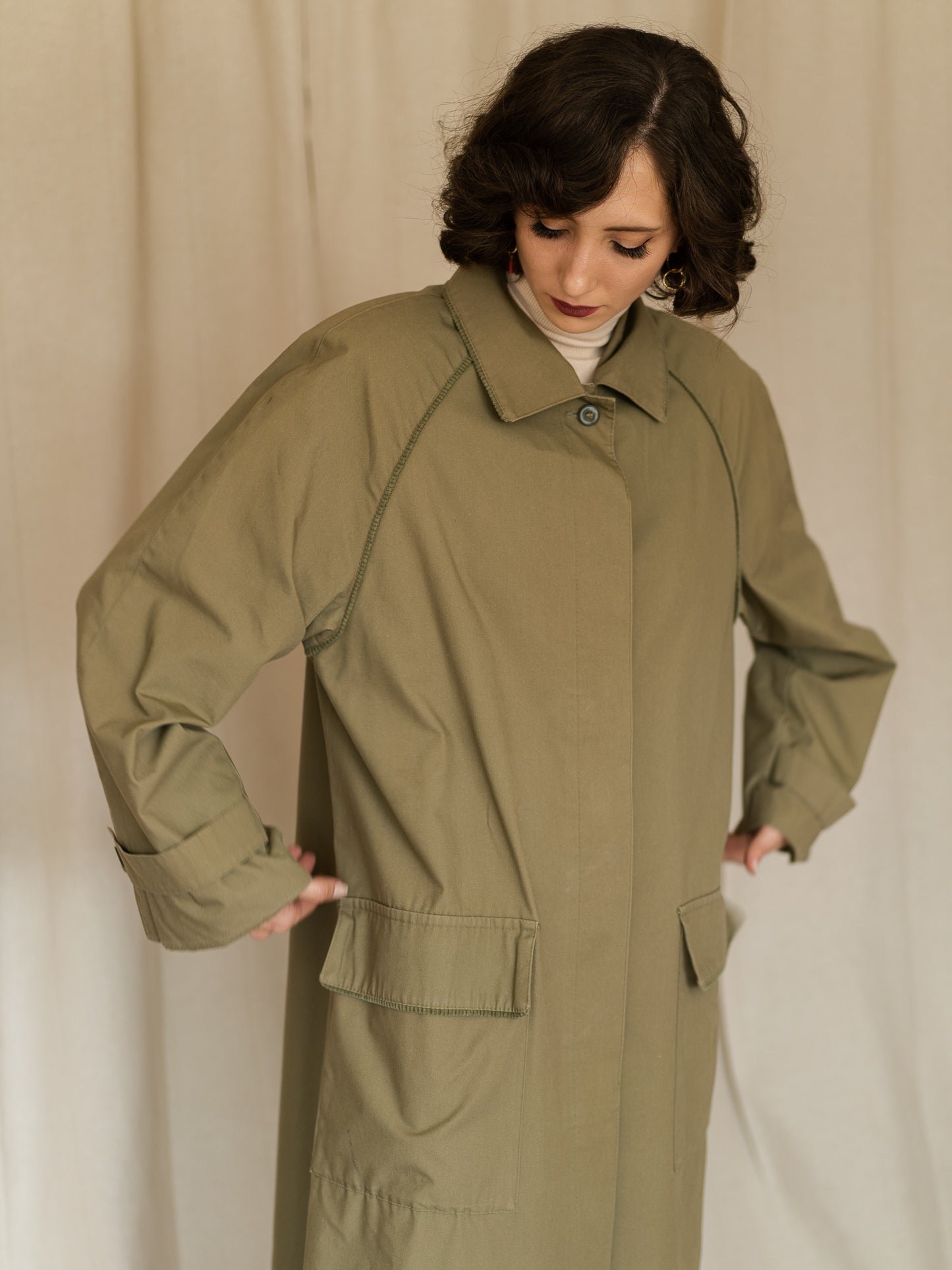 Vintage 70's Olive Single Breasted Trench Coat (L)