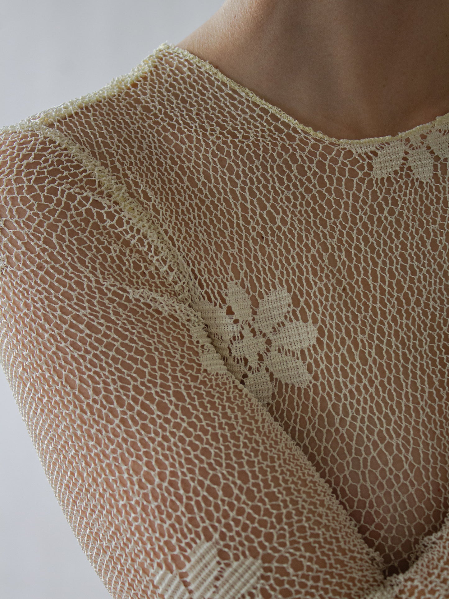 Vintage 90's floral Crochet Knit mesh Long Sleeve Maxi Dress (S)